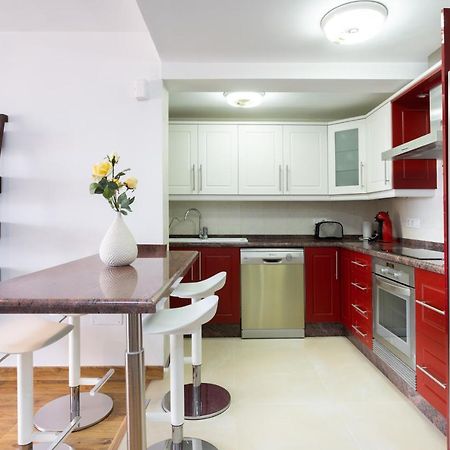 Exclusive Penthouse Playa Las Vistas 4 Close To The Sea And Beach, Aircondition For A Fee, Wifi, Terrace, Heated Pool Playa de las Américas Dış mekan fotoğraf