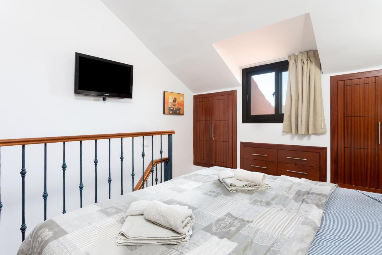 Exclusive Penthouse Playa Las Vistas 4 Close To The Sea And Beach, Aircondition For A Fee, Wifi, Terrace, Heated Pool Playa de las Américas Dış mekan fotoğraf