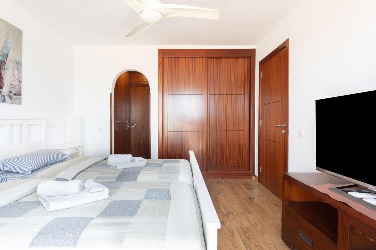 Exclusive Penthouse Playa Las Vistas 4 Close To The Sea And Beach, Aircondition For A Fee, Wifi, Terrace, Heated Pool Playa de las Américas Dış mekan fotoğraf