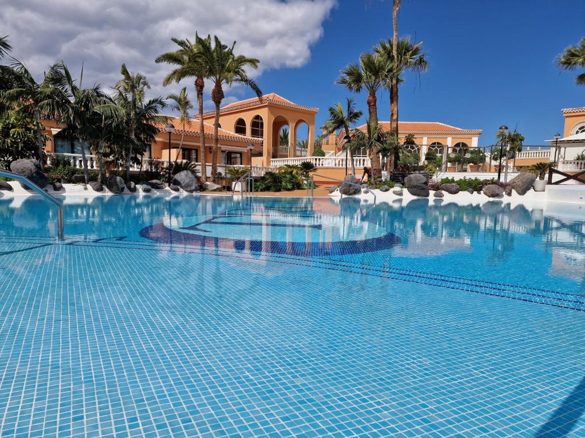Exclusive Penthouse Playa Las Vistas 4 Close To The Sea And Beach, Aircondition For A Fee, Wifi, Terrace, Heated Pool Playa de las Américas Dış mekan fotoğraf